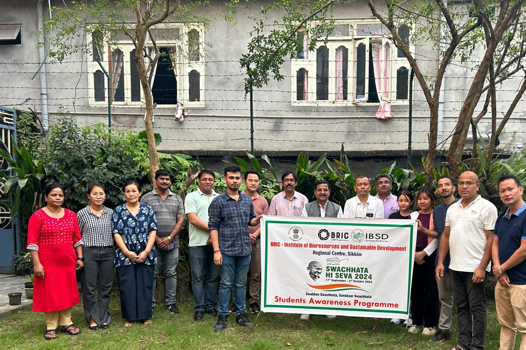 BRIC IBSD Sikkim Centre carried out tree plantation drive in connection with SwachhataHiSeva Promoting for a clean environment